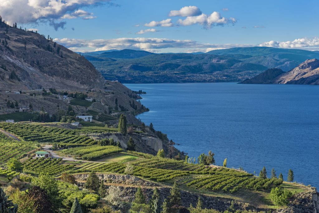 moving to kelowna okanagan lake